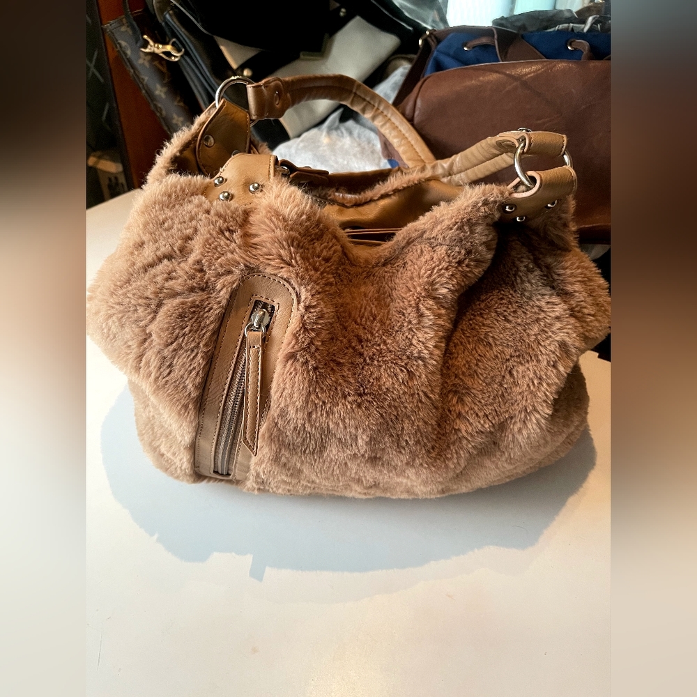 Authentic imported closhhi fur puffy bag rare one - Picture 10 of 11